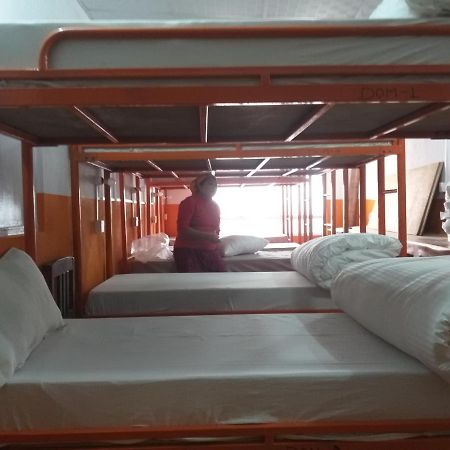 Готель Kathmandu Garden House Екстер'єр фото