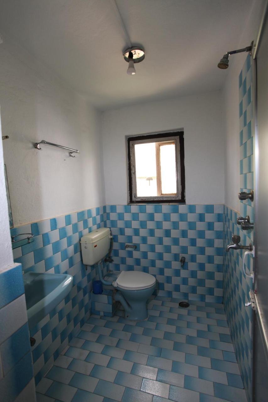 Готель Kathmandu Garden House Екстер'єр фото